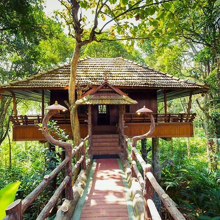 تيكَدِيْ Kalppavanam Heritage Resort المظهر الخارجي الصورة